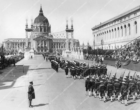 crp-11675 1930's historic San Francisco has Japanes military parade crp-11675