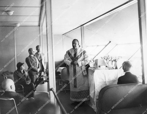 crp-11706 1936 rare news photo Father Schulte flying priest on board Zeppelin Hindenburg inside view en route to New Jersey crp-11706