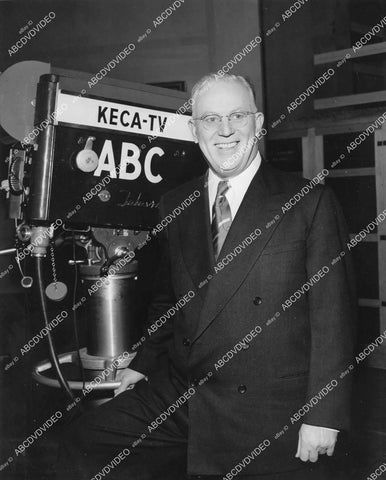 crp-11754 1951 Calif Gov Earl Warren w ABC KECA-TV camera crp-11754