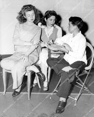crp-11945 1940's candid Louise Erickson, Dix Davis NBC radio show A Date with Judy crp-11945