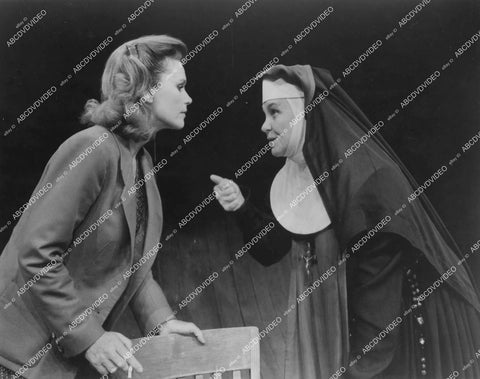crp-12027 1970's Lee Remick, Geraldine Page live theatrical play Agnes of God crp-12027