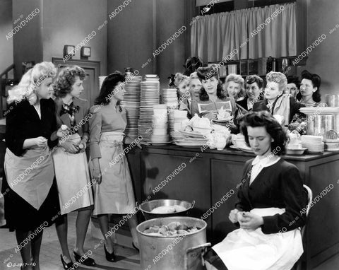 crp-12102 1944 Jane Frazee, Joan Davis, Judy Clark & girls w ton of dirty dishes film Beautiful But Broke crp-12102