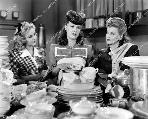 crp-12103 1944 Jane Frazee, Joan Davis, Judy Clark w ton of dirty dishes film Beautiful But Broke crp-12103