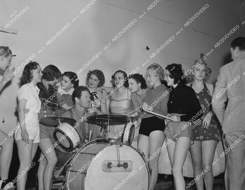 crp-01224 1937 Patsy Lee,Marjorie Reynolds,Carole Landis,Mildred Rehn chorus girls dance rehearsel film Broadway Melody 1938 crp-01224