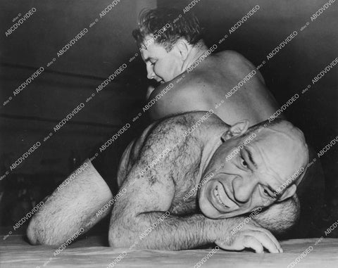 crp-12352 1940 news photo sports pro wrestling hairy chested The Angel Russian wrestler crp-12352