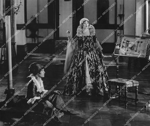 crp-12548 1923 Blanche Sweet, Pauline Starke silent film In the Palace of the King crp-12548