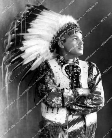 crp-12807 1929 opera singer Leon Soldani portrait in headdress crp-12807