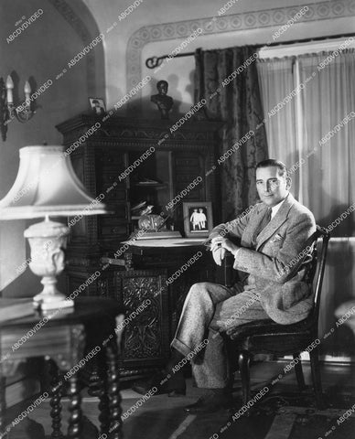 crp-13167 1930's William Stage Boyd relaxing at home crp-13167