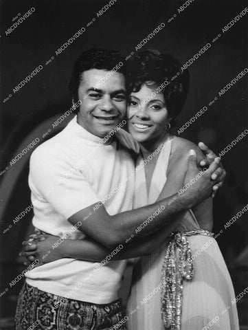 crp-13194 1969 music singers Johnny Mathis & Leslie Uggams crp-13194