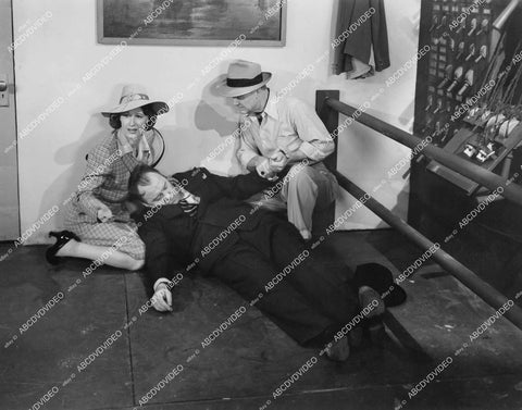 crp-13374 1943 Emory Parnell, Joan Davis, Harry Strang film Two Senoritas from Chicago crp-13374