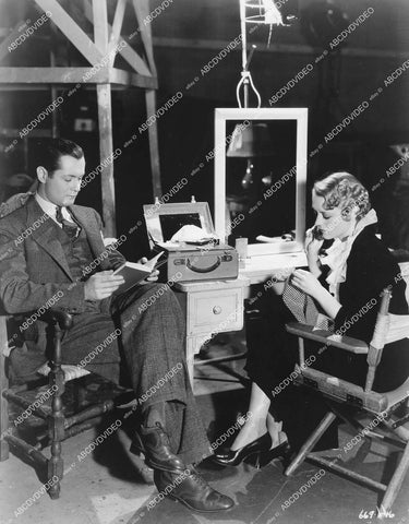 crp-13640 1933 candid Robert Montgomery, Madge Evans TCB on set film Made on Broadway crp-13640