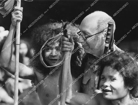 crp-01373 1972 TV documentary The Cave People of the Philippines - Island of Mindanao crp-01373