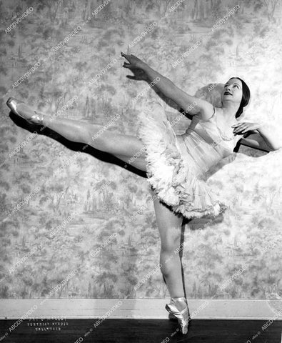 crp-13767 1930's ballet dancer Maria Valova crp-13767