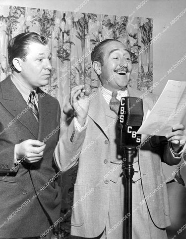 crp-13791 1938 Stuart Erwin & Adolphe Menjou do CBS radio broadcast crp-13791