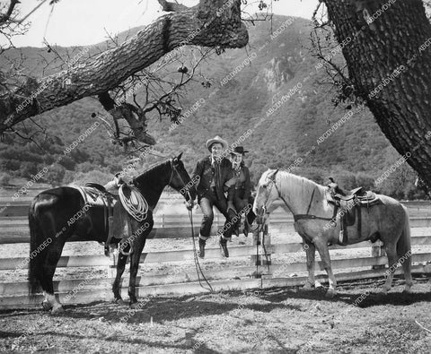crp-14038 1948 Sonny Tufts, Barbara Britton film The Untamed Breed crp-14038
