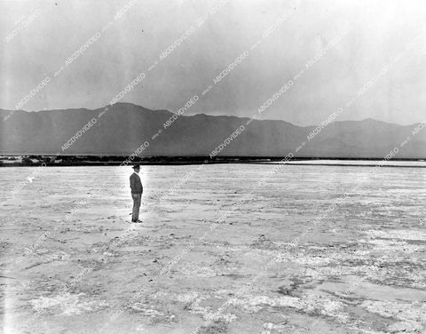 crp-14167 1928 news photo historic California Salton Sea w Seth Hartley crp-14167