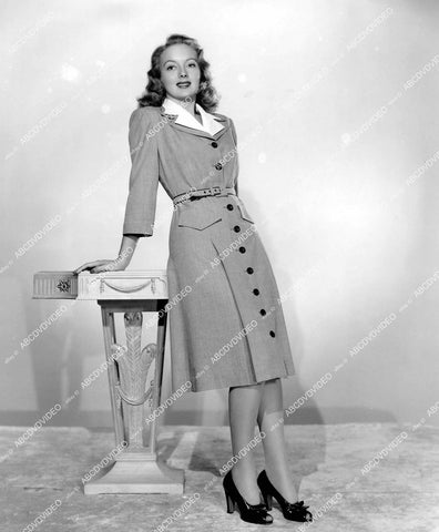 crp-14486 1942 Evelyn Keyes fashion portrait crp-14486