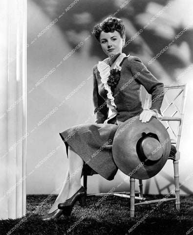 crp-15064 1941 Janet Blair models new fashion crp-15064