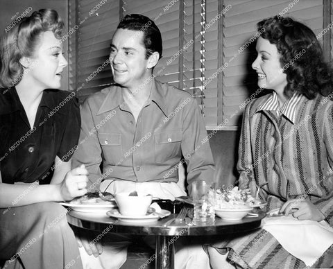 crp-15127 1942 candid Leslie Brooks, Russell Hayden, Kay Harris film Lucky Legs crp-15127