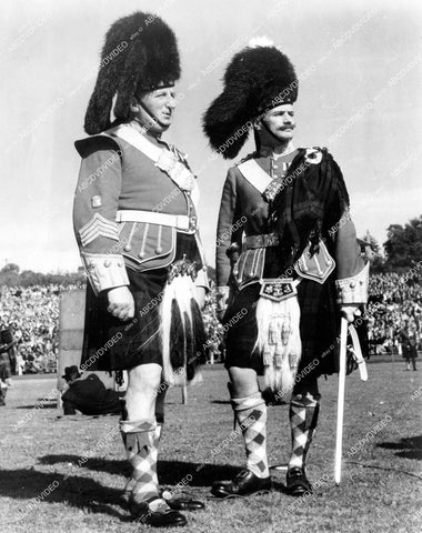 crp-15150 1940's historic Scotland, Argyll Southerland Highlanders Games (caber tossing etc) crp-15150