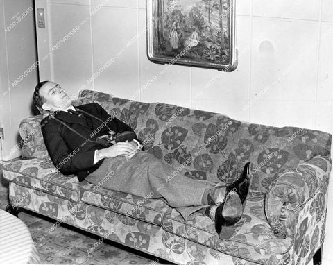 crp-15186 1937 ACME photographer Dave McLane in best cabin on ship S.S. Bremen crp-15186