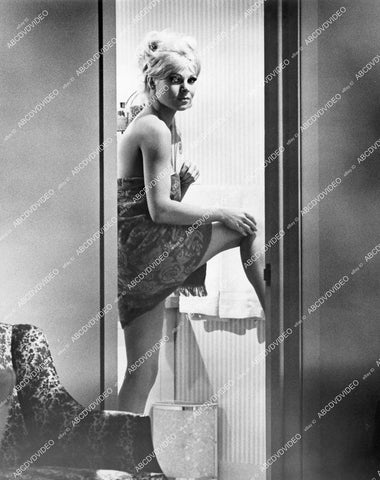 crp-15648 1966 sexy Susan Denberg naked & wrapped in a towel film See You in Hell Darling crp-15648