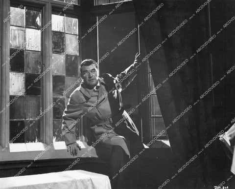 crp-15902 1957 Jack Hawkins film She Played with Fire crp-15902
