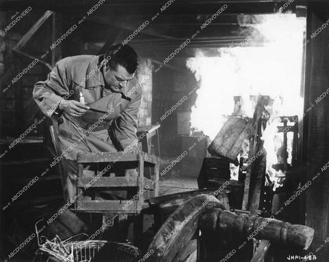 crp-15905 1957 Jack Hawkins film She Played with Fire crp-15905