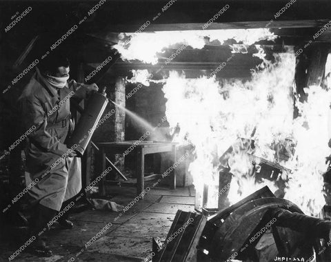 crp-15906 1957 Jack Hawkins film She Played with Fire crp-15906
