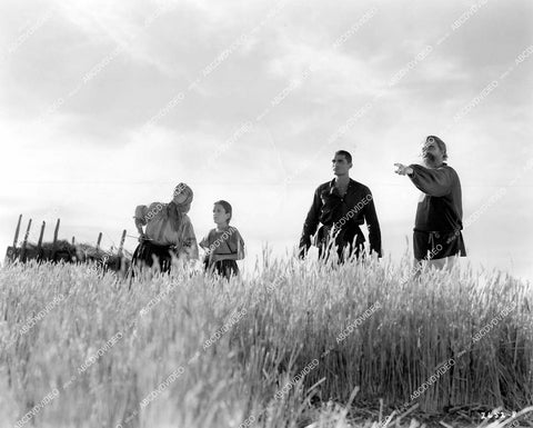 crp-16060 1939 Donald Douglas MGM short subject film Mark Carleton aka Forgotten Victory (Russia's Kubanke wheat) crp-16060