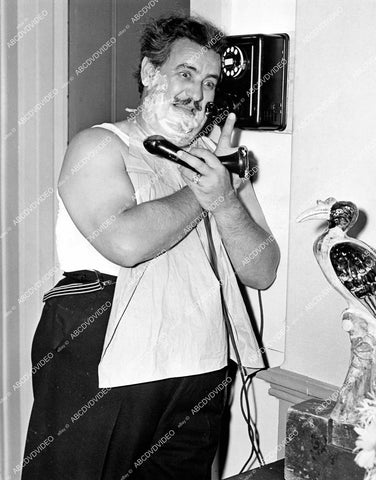 crp-16257 1938 Billy Gilbert shaving on the telephone short subject film Once Over Lightly crp-16257