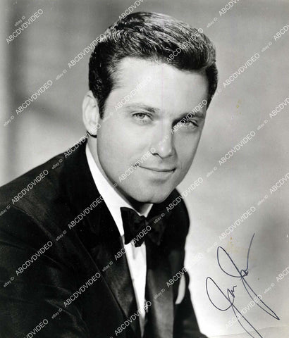 crp-16442 1950's music singer Jack Jones portrait w genuine autograph for KAPP Records crp-16442
