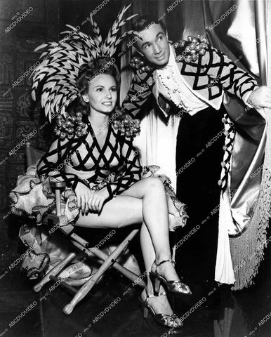 crp-16516 1943 candid Janet Blair w Russian ballet dancer David Lichine film Something to Shout About crp-16516