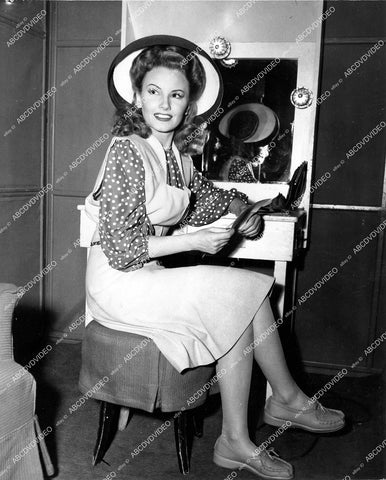 crp-16522 1943 Janet Blair in her dressing room film Something to Shout About crp-16522
