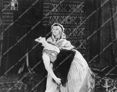 crp-16533 1919 Lou Tellegen, Geraldine Farrar silent film Flame of the Desert crp-16533