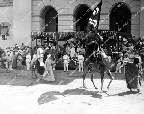 crp-16535 1919 Lou Tellegen, Geraldine Farrar silent film Flame of the Desert crp-16535