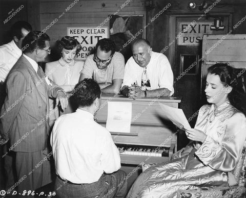 crp-17260 1948 director John Sturges w Phyllis Thaxter, Irving Cummings, Susan Peters, Lester Lee film The Sign of the Ram crp-17260