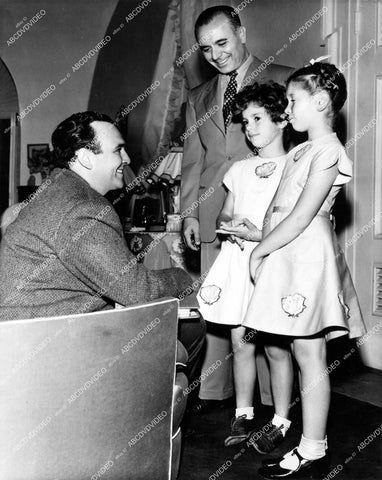 crp-17300 circa 1958 director George Sidney and two girls unknown film crp-17300