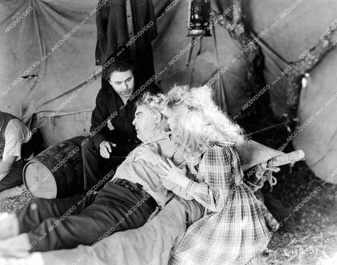 crp-18240 1920 William Farnum, Jackie Saunders, Herschell Mayall silent film The Scuttlers crp-18240