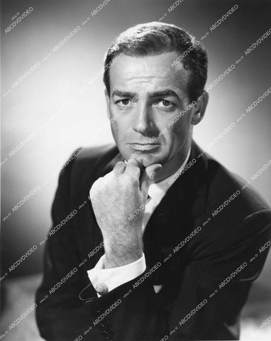 crp-18251 circa 1949 handsome Mark Stevens portrait crp-18251