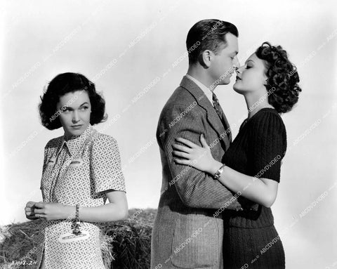 crp-18369 1940 Robert Young, Maureen O'Sullivan, Lynne Carver film Sporting Blood crp-18369