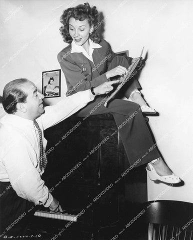 crp-18477 1946 Janet Blair & Columbia music advisor rehearse song I'm Glad I Waited for You film Tars and Spars crp-18477