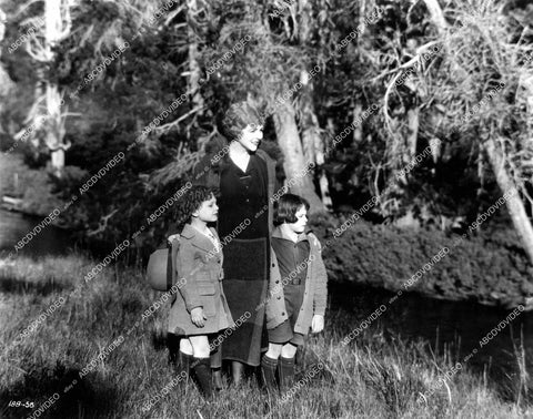 crp-18881 1923 Helene Chadwick, Robert DeVibiss, Virginia Loomis silent film Reno crp-18881