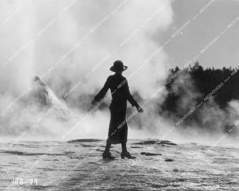 crp-18892 1923 Helene Chadwick, George Walsh vacation at Yellowstone National Park silent film Reno crp-18892