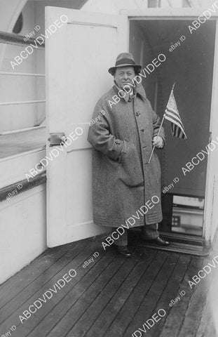 crp-01889 1923 Willem Mengelberg of Amsterdam Philharmonic Orchestra returns home crp-01889
