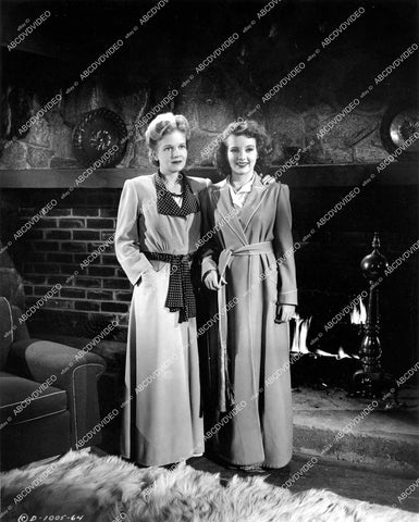 crp-18975 1944 Evelyn Keyes, Ann Harding film Nine Girls crp-18975