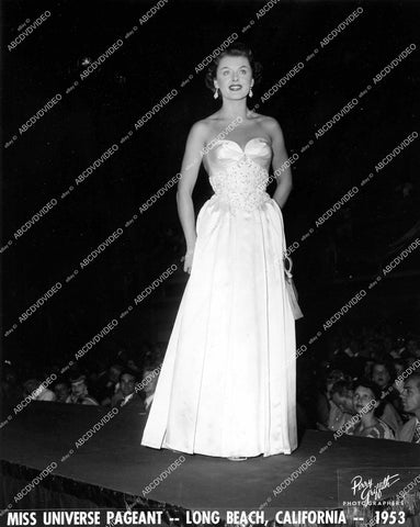 crp-19035 1953 pretty Christel Schaack Miss Germany to compete in Miss Universe Contest crp-19035
