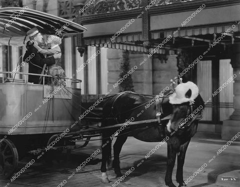 crp-02034 1935 Una Merkel w date streetcar pulled by Mitzi the horse film The Night Is Young crp-02034