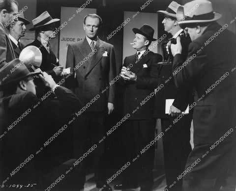 crp-02207 1944 George Macready hounded by the press horror film The Soul of a Monster crp-02207