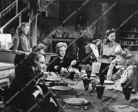 crp-02341 1944 Marcia Mae Jones, Nina Foch, Leslie Brooks, Ann Harding, Shirley Mills, Lynn Merrick film Nine Girls crp-02341